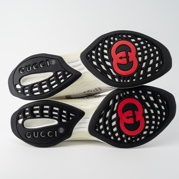 Size 12.5G - Gucci Run Sneaker White Black GG logo main image 10